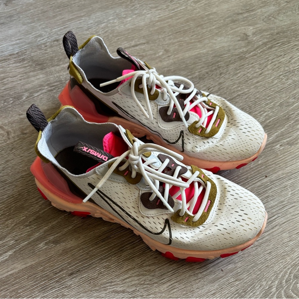 Nike React Vision - image 1